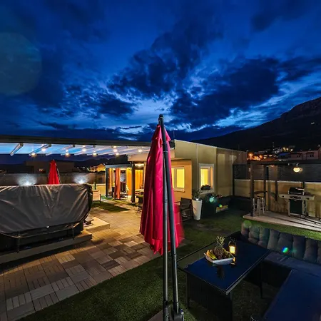 Sky, Luxury With Sea-view And Jacuzzi Kaštela
