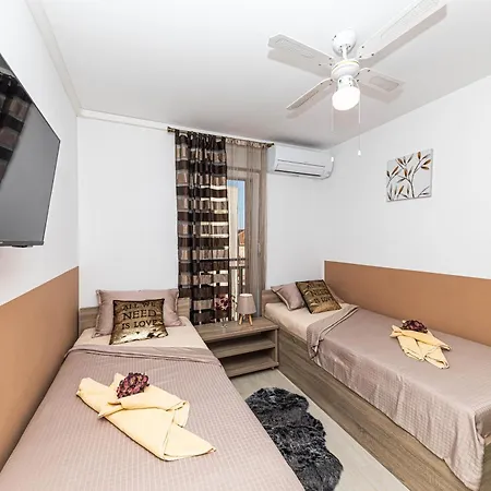 Sky, Luxury With Sea-view And Jacuzzi 아파트
