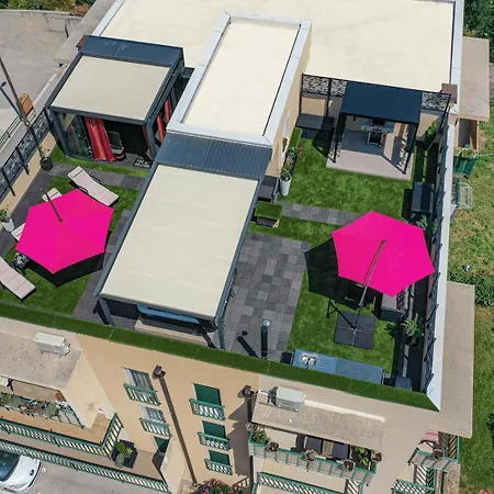 Sky, Luxury With Sea-view And Jacuzzi アパート