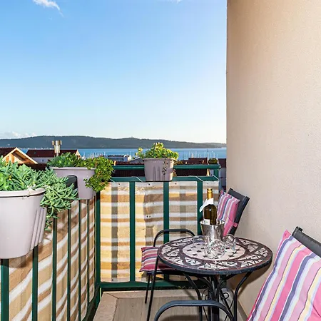 Sky, Luxury With Sea-view And Jacuzzi アパート *