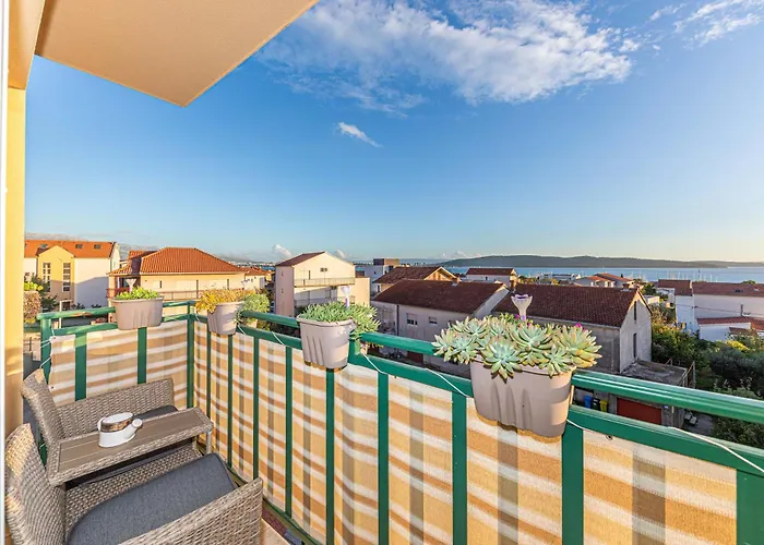 Sky, Luxury With Sea-view And Jacuzzi Апартаменты